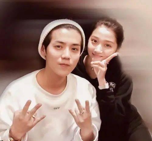 内娱吃瓜男生,揭秘娱乐圈幕后故事