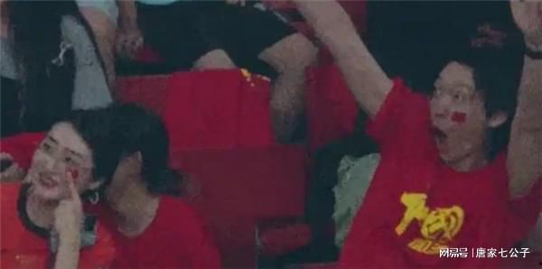 吃瓜台湾博主视频,幕后真相大曝光！