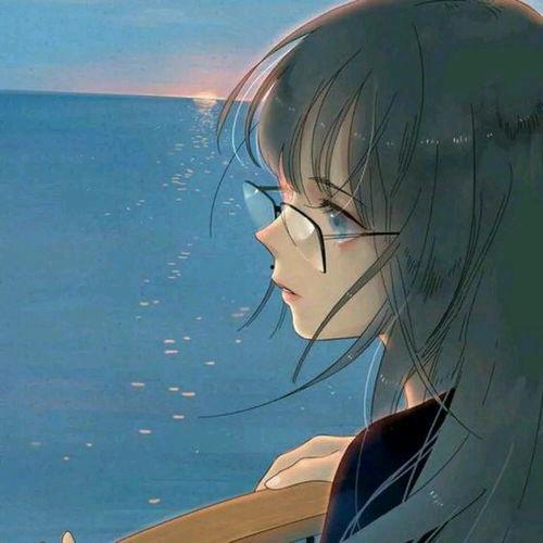 吃瓜头像女生抽象,一位女生的吃瓜头像故事