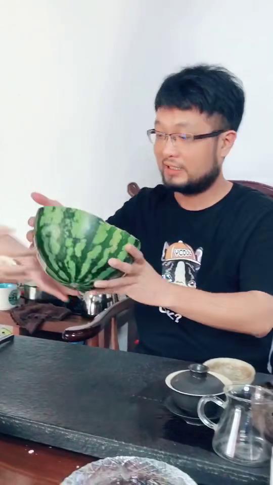 悠闲吃瓜bgm,跟随bgm感受轻松愉悦